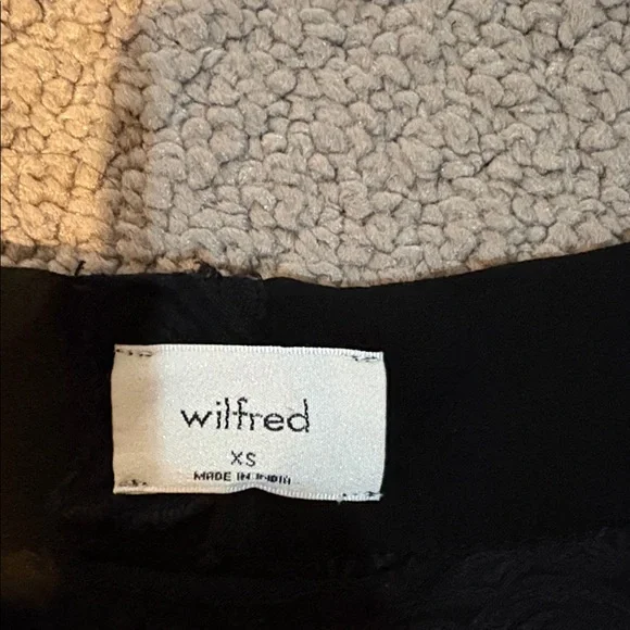 Aritzia Wilfred Black Durante Robe Sheer Floral duster - Picture 12 of 14